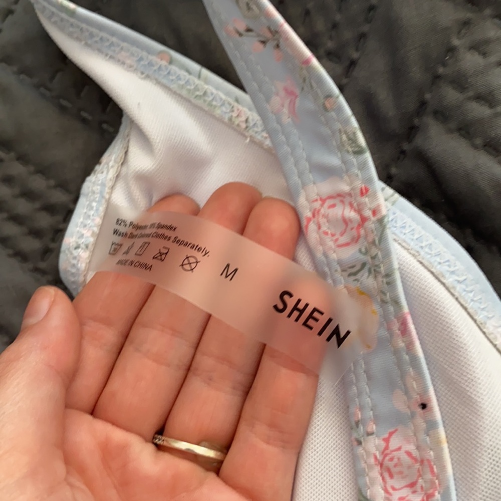 Shein Bikini - Picture 3 of 4
